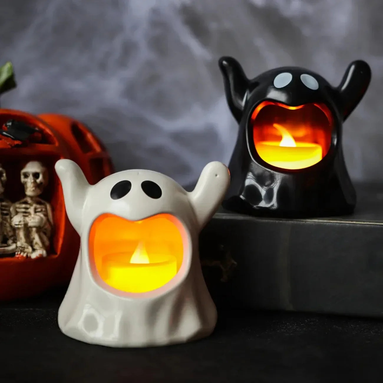 DIAMRI Glowing Ghost Candle Holder Battery Powered Halloween Decor