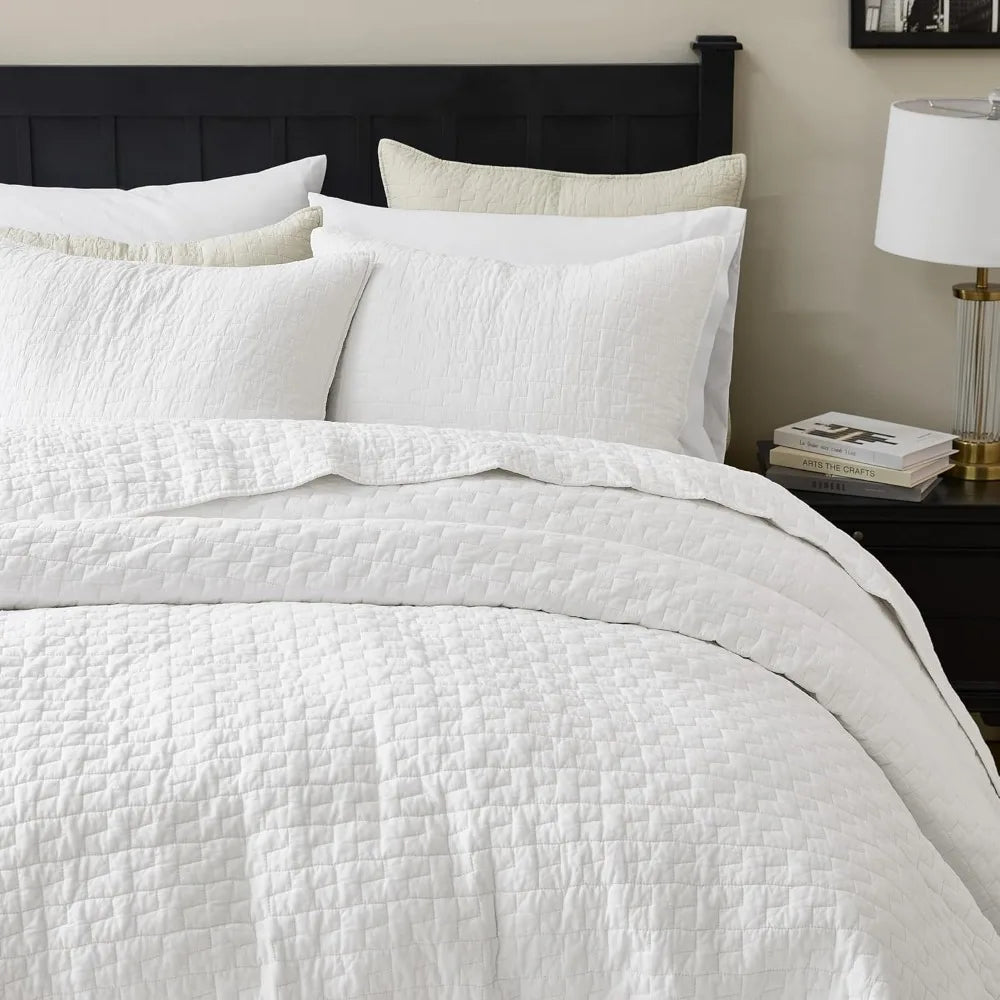 Premium 100 Cotton Quilt Bedding Set With Textured Pillow Shams