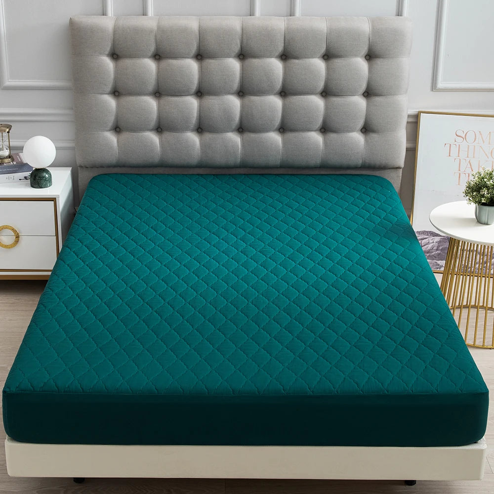 Splash-Proof Quilted Fitted Sheet Mattress Protector Polyester