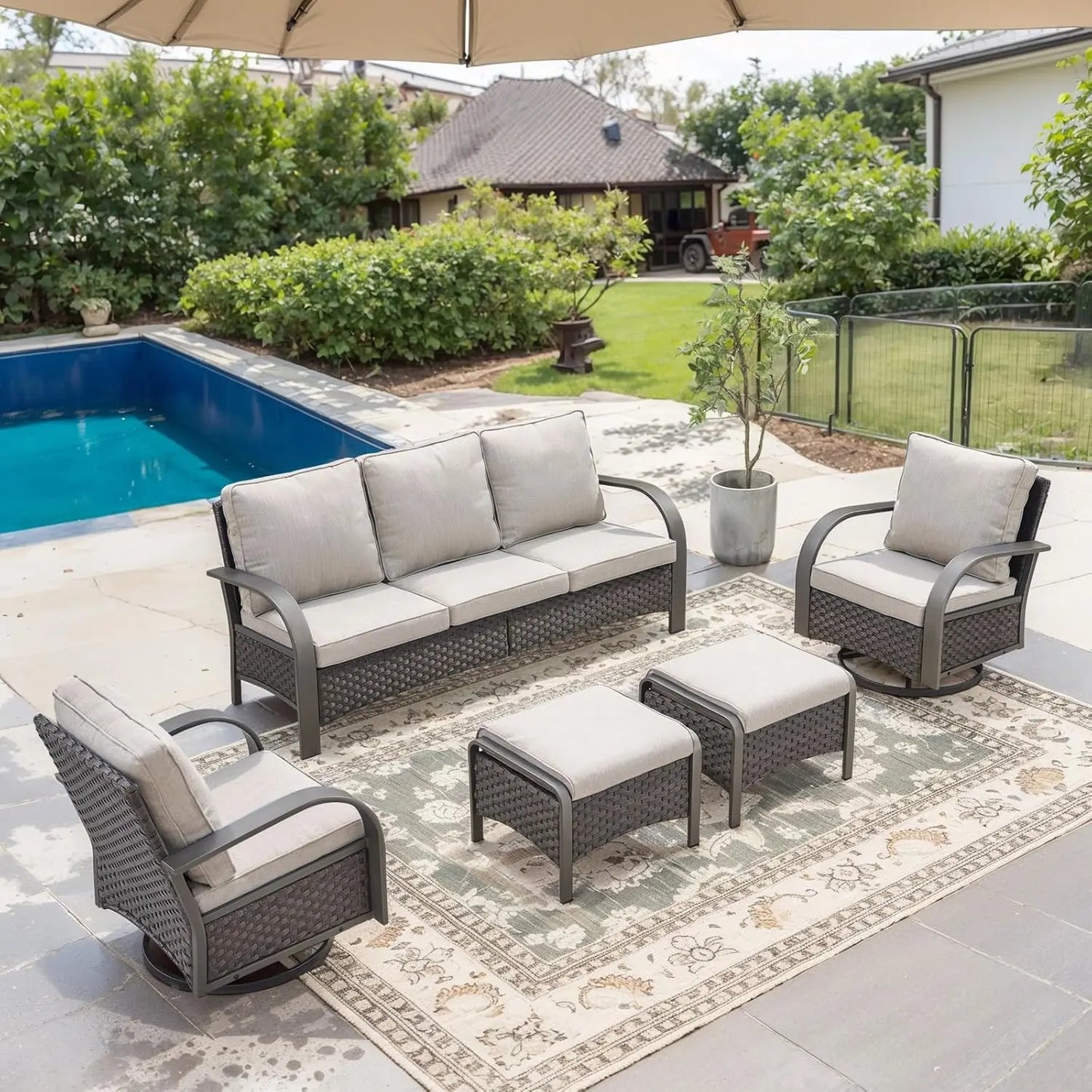 5-Piece Outdoor Patio Furniture Set All-Weather Wicker Chairs