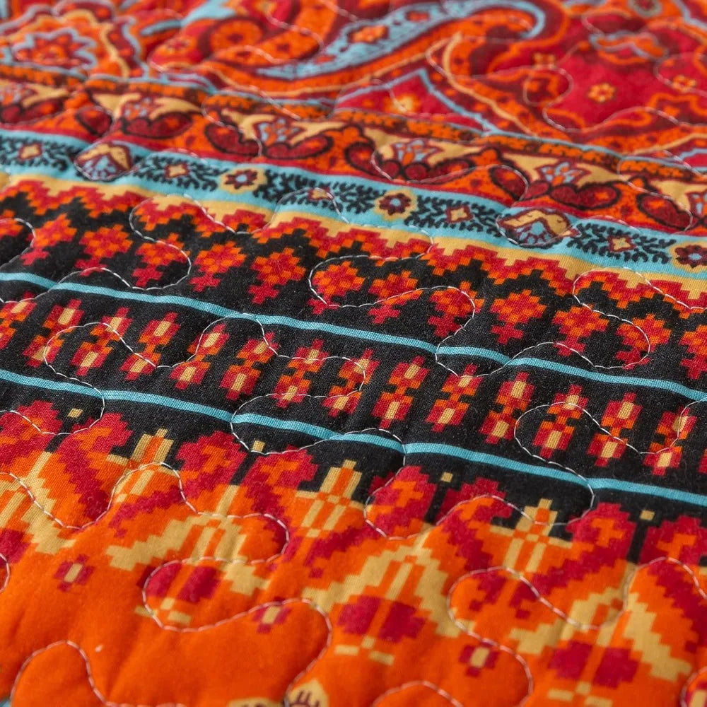 Soft Cotton Quilted Bedspread With Lightweight Knit Coverlet