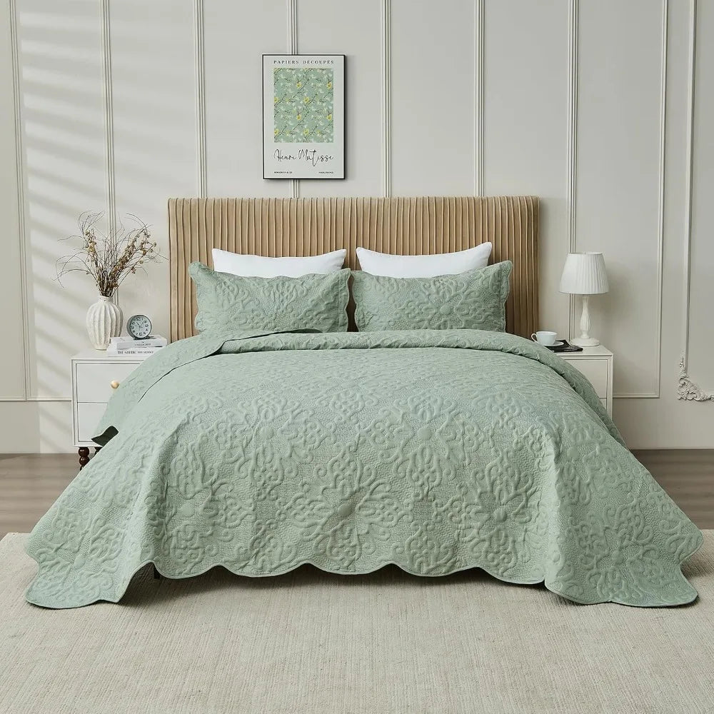 Lightweight Cotton Quilted Coverlet With Decorative Pillow Shams