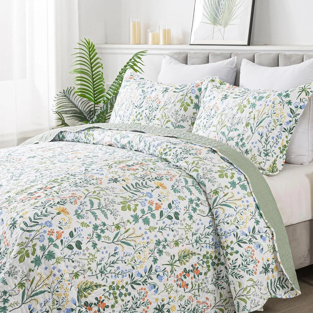 Premium Reversible Cotton Quilt Bedding Set With Ruffled Trim
