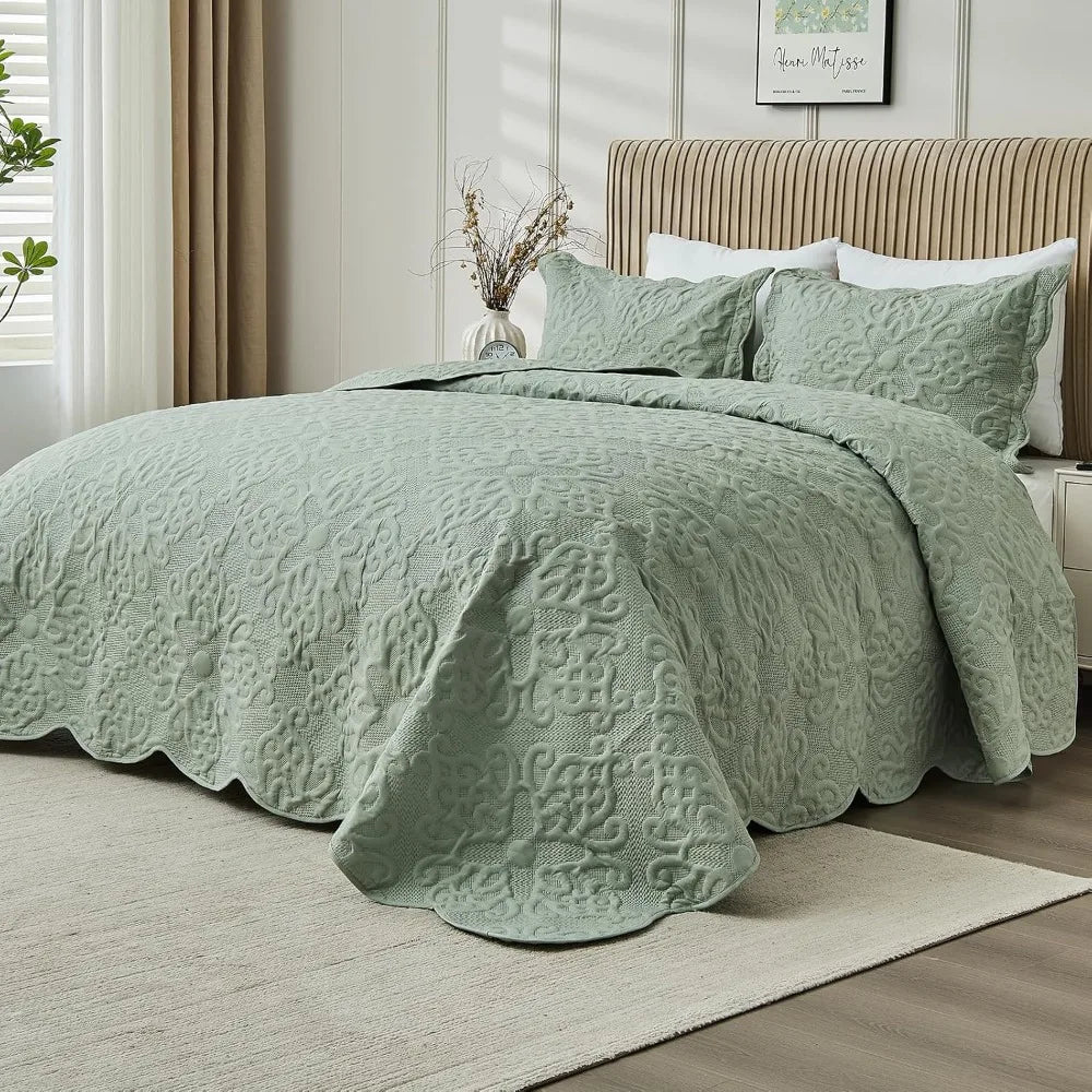 Lightweight Cotton Quilted Coverlet With Decorative Pillow Shams