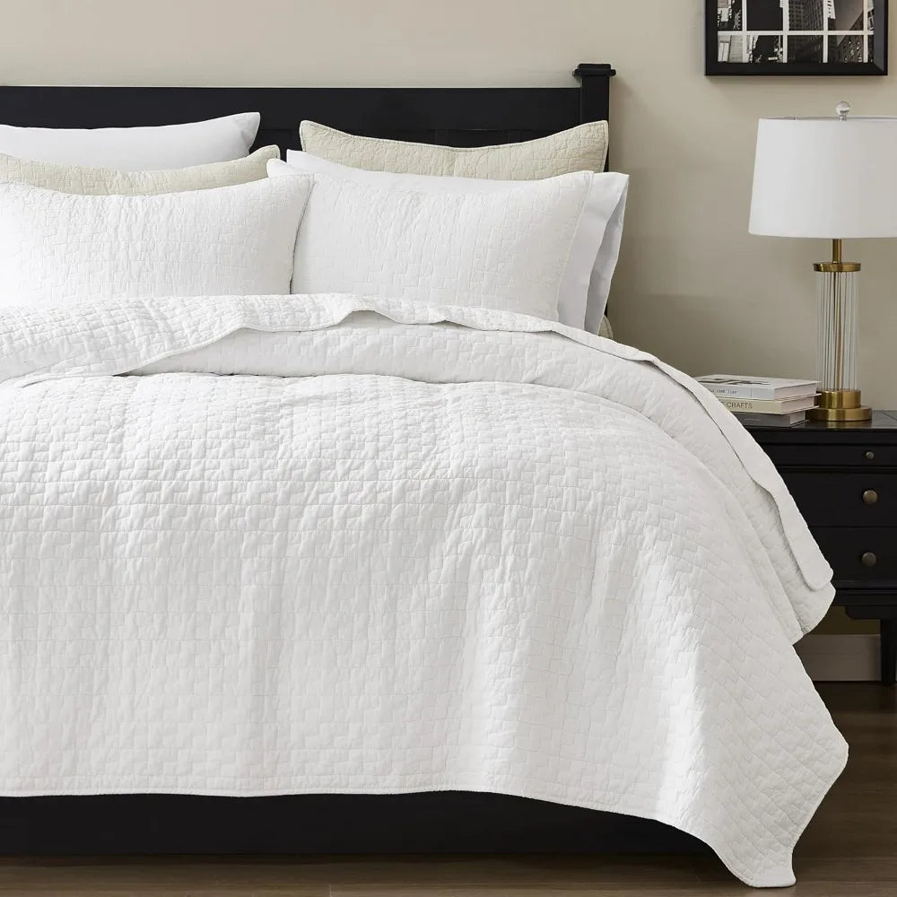Premium 100 Cotton Quilt Bedding Set With Textured Pillow Shams