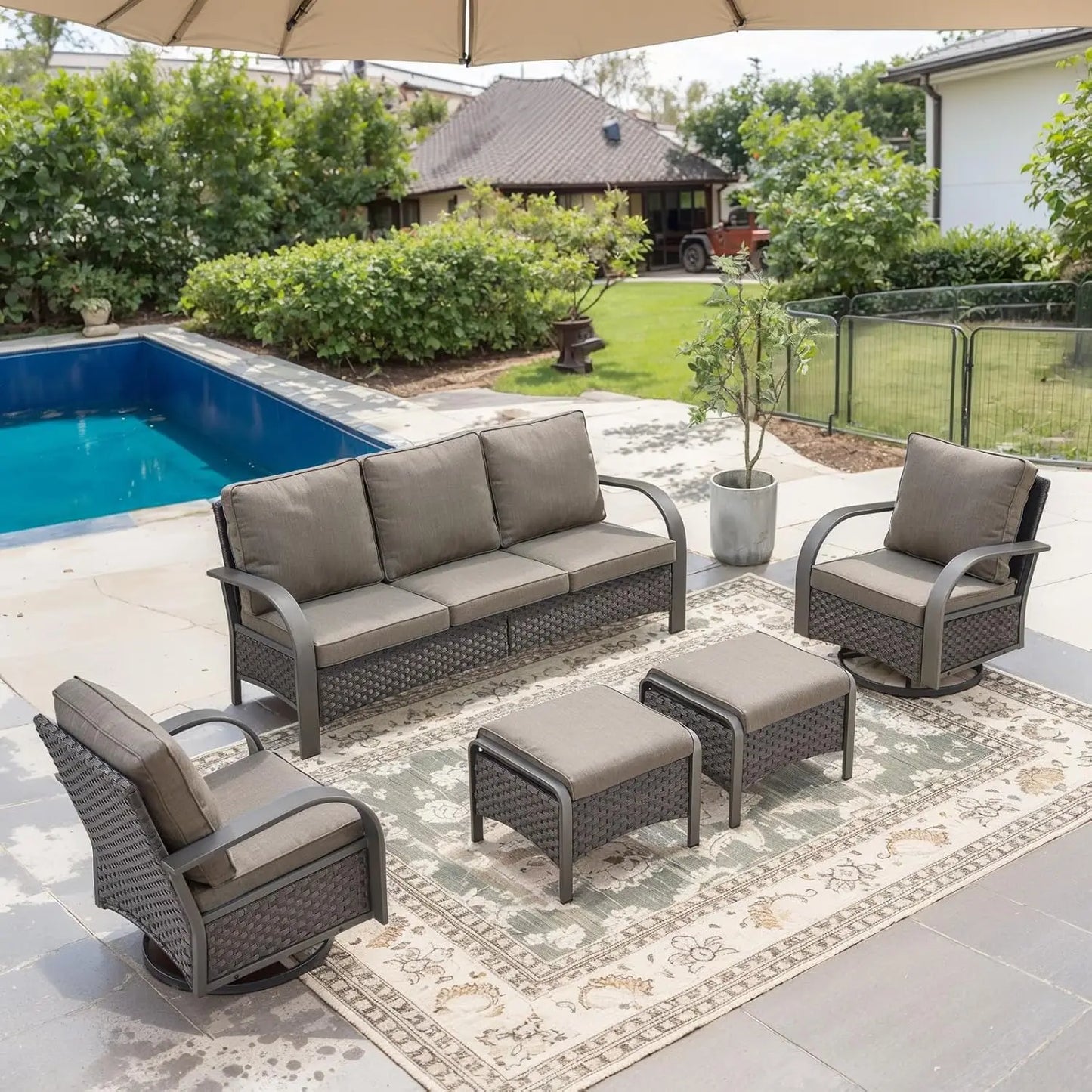 5-Piece Outdoor Patio Furniture Set All-Weather Wicker Chairs