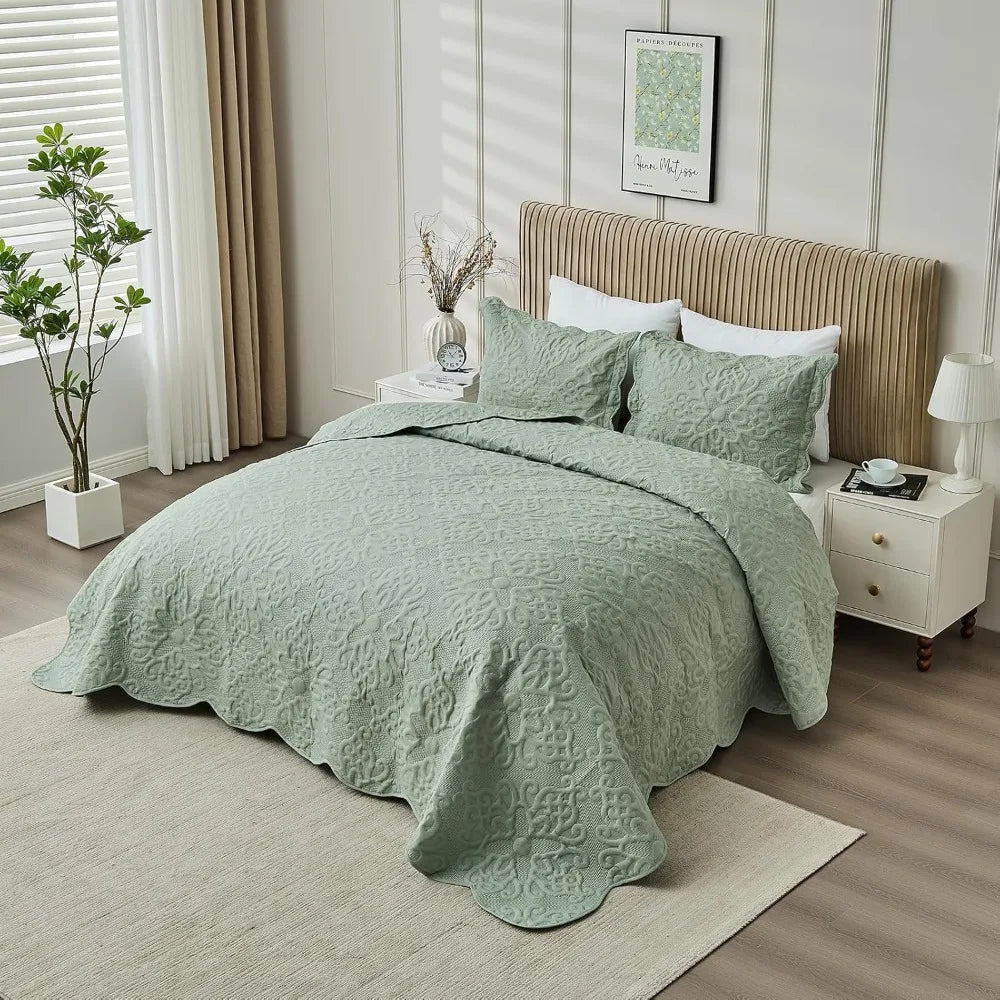 Lightweight Cotton Quilted Coverlet With Decorative Pillow Shams