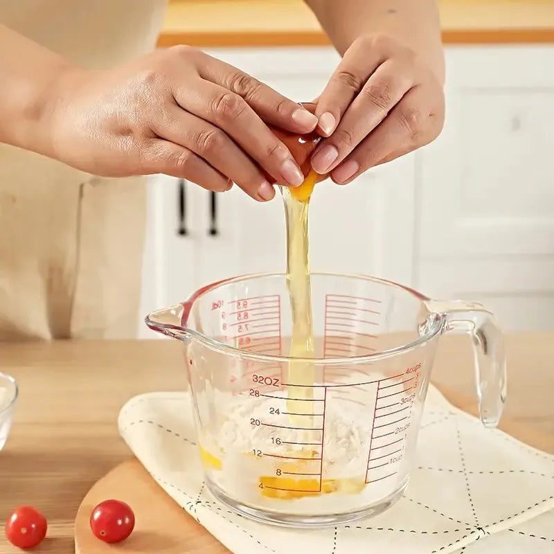 Borosilicate Glass Microwave Heat Resistant Measuring Cup With Precision Scale